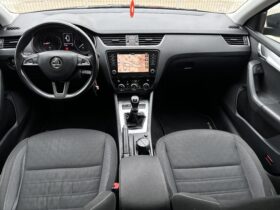 Skoda Octavia Combi Diesel 1.6 TDI Ambition