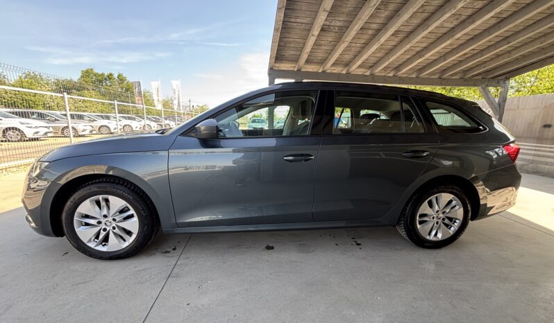 
								Skoda Octavia 1.0 TSI e-TEC DSG Style full									
