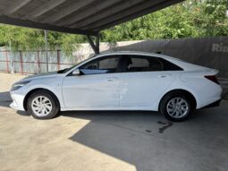 
										Hyundai Elantra 1.6 l 123 CP CVT Highway full									