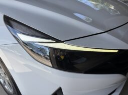 
										Hyundai Elantra 1.6 l 123 CP CVT Highway full									