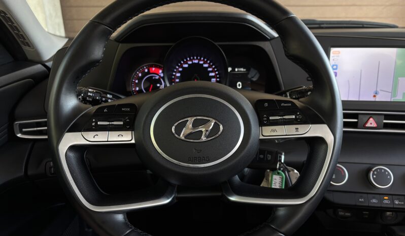 
								Hyundai Elantra 1.6 l 123 CP CVT Highway full									