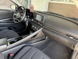 
										Hyundai Elantra 1.6 l 123 CP CVT Highway full									