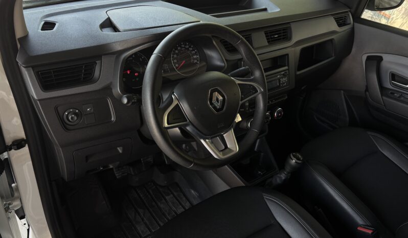 
								Renault Express full									