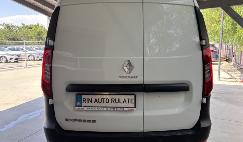 
								Renault Express full									