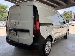 
										Renault Express full									