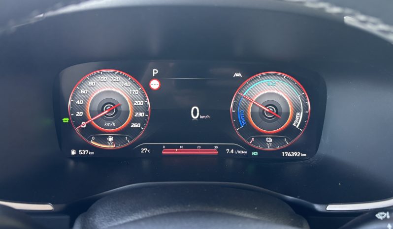 
								Hyundai Santa Fe 1.6 HEV 2WD Signature full									