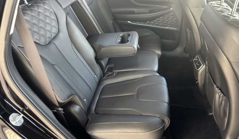 
								Hyundai Santa Fe 1.6 HEV 2WD Signature full									