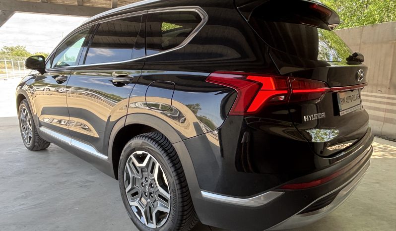 
								Hyundai Santa Fe 1.6 HEV 2WD Signature full									