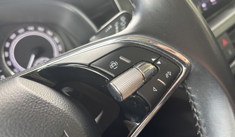 
								Skoda Scala 1.0 TSI Ambition full									