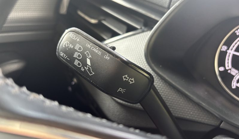 
								Skoda Scala 1.0 TSI Ambition full									
