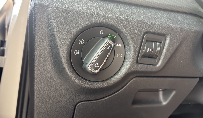 
								Skoda Scala 1.0 TSI Ambition full									