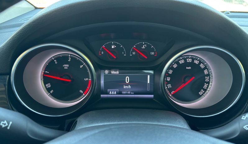 
								Opel Astra full									