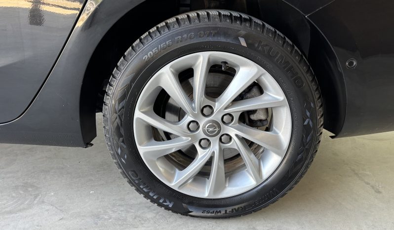 
								Opel Astra full									