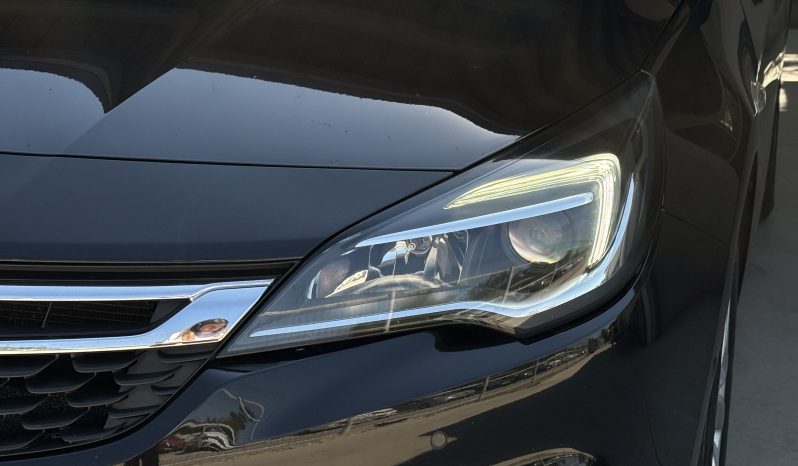 
								Opel Astra full									