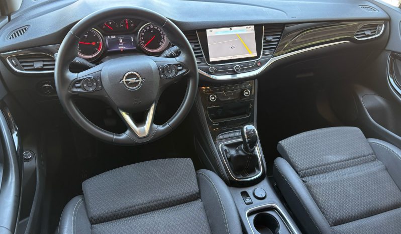 
								Opel Astra full									