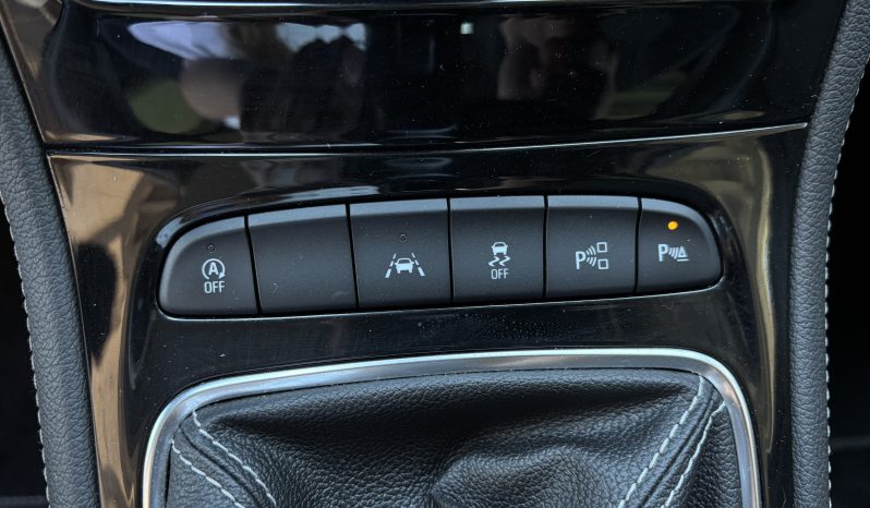 
								Opel Astra full									
