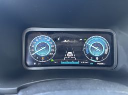 
										Hyundai KONA full									