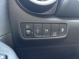 
										Hyundai KONA full									