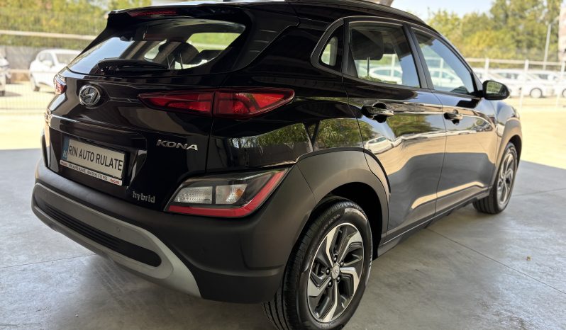 
								Hyundai KONA full									