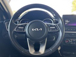 
										Kia Ceed full									