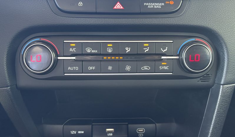 
								Kia Ceed full									