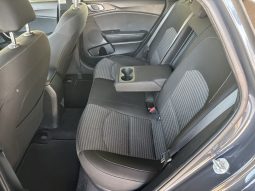 
										Kia Ceed full									