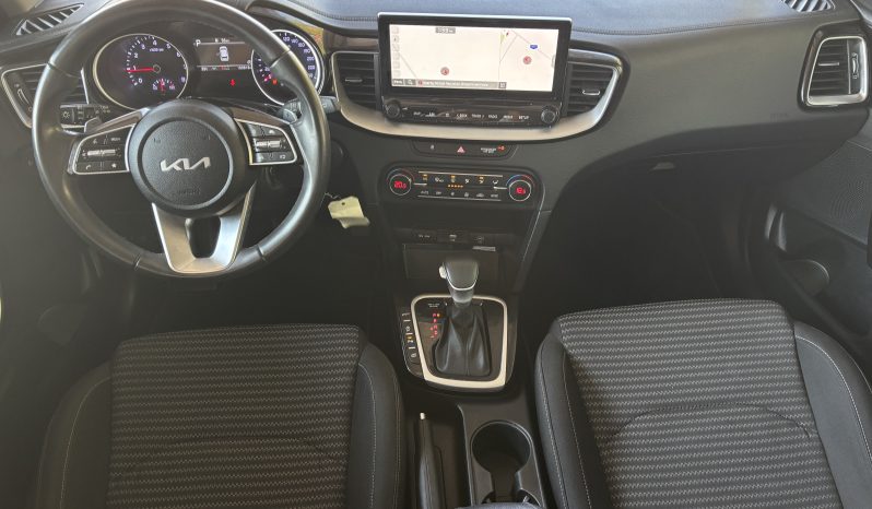 
								Kia Ceed full									