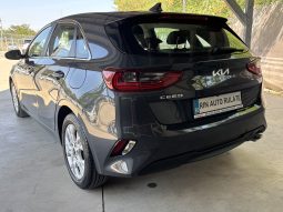 
										Kia Ceed full									