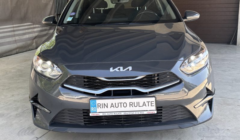 
								Kia Ceed full									