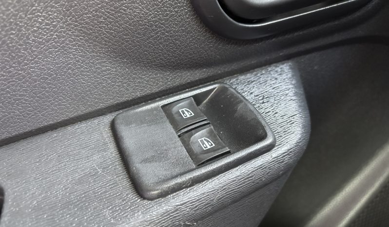 
								Dacia Dokker 1.5 Blue dCi Laureate full									