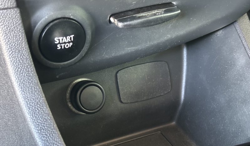 
								Renault Clio 0.9 TCe Life full									