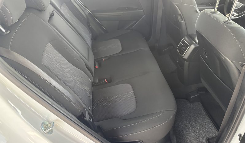 
								Kia Sportage 1.6 T-GDI HEV 6AT 4×2 Style full									