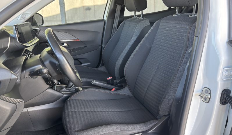
								Peugeot 2008 BlueHDi 110 Active Pack full									