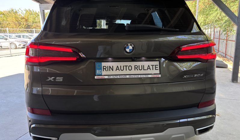 
								BMW X5 xDrive30d xLine full									