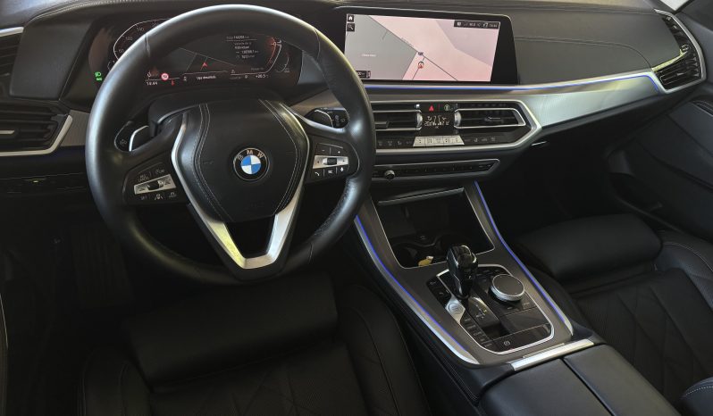 
								BMW X5 xDrive30d xLine full									