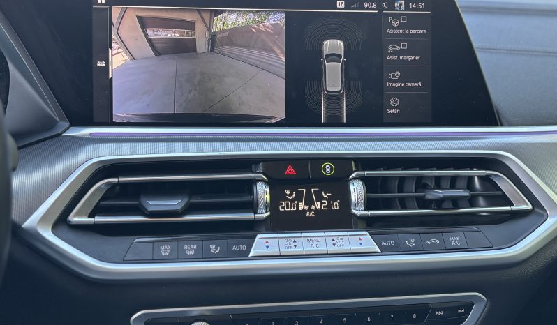 
								BMW X5 xDrive30d xLine full									