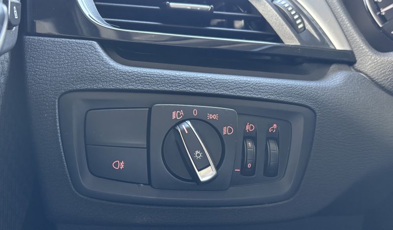 
								BMW X1 full									