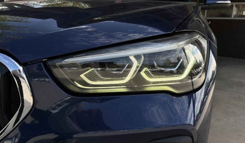 
								BMW X1 full									