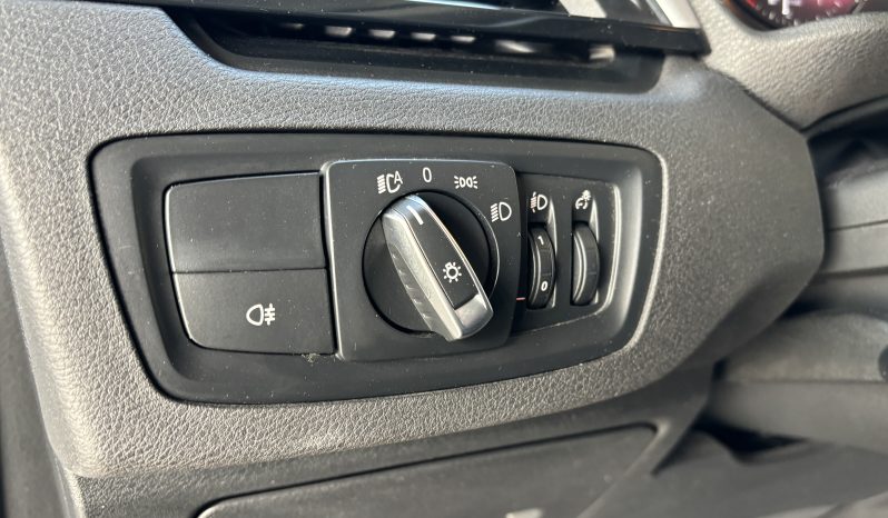 
								BMW X1 full									