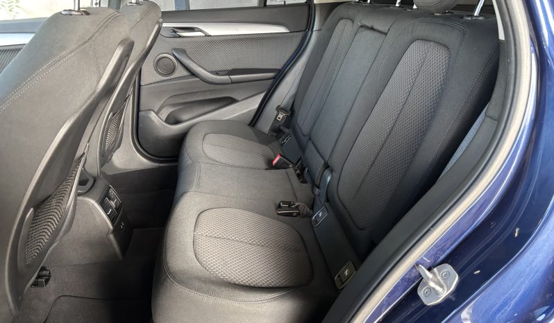 
								BMW X1 full									