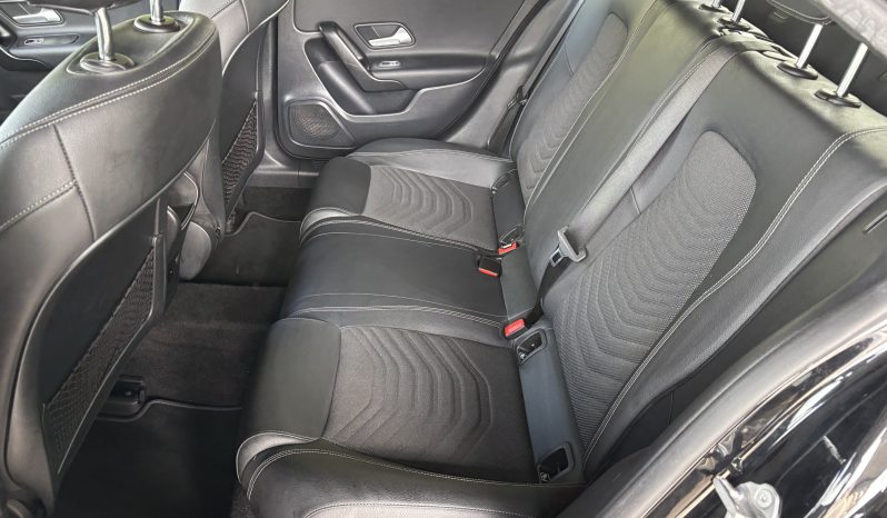 
								Mercedes-Benz A 200 d Aut. full									