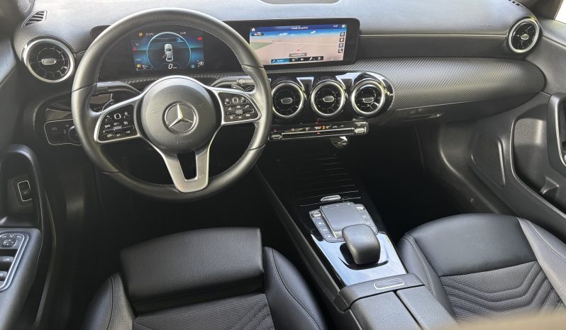 
								Mercedes-Benz A 200 d Aut. full									