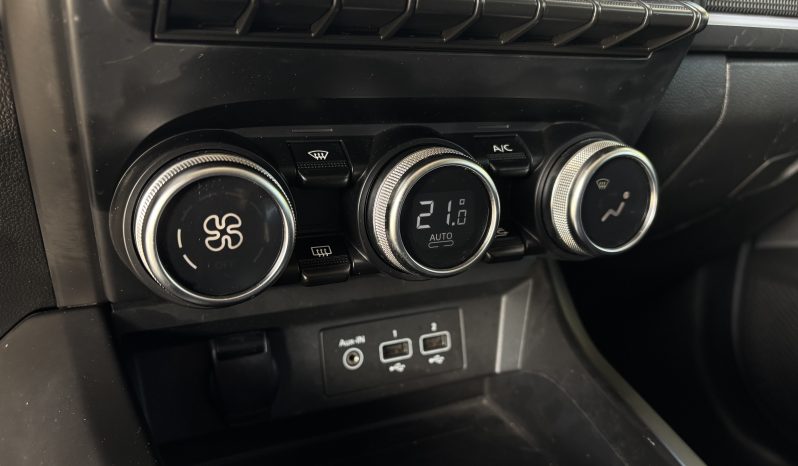 
								Renault Arkana TCe Mild Hybrid 140 EDC Techno full									