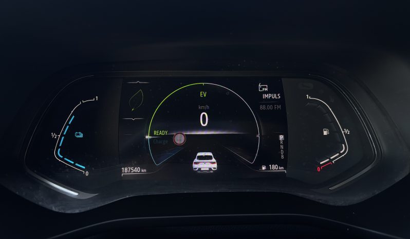 
								Renault Arkana E-TECH 145 Techno full									