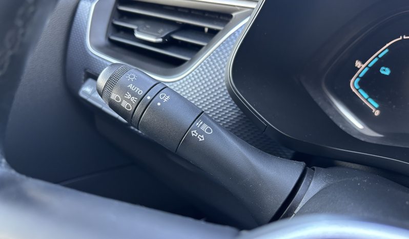 
								Renault Arkana E-TECH 145 Techno full									